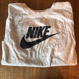 The Nike Tee